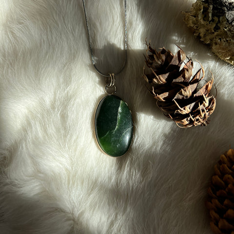 Jade Necklace "Catie"