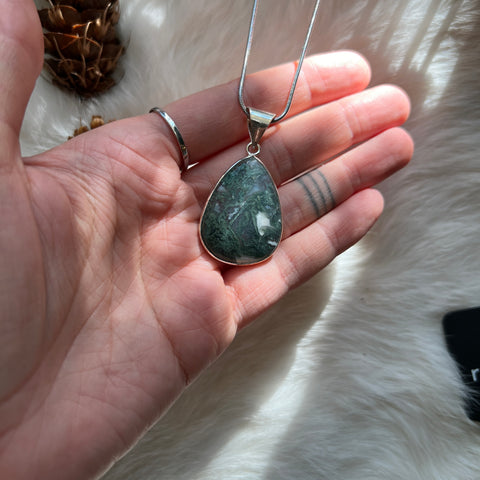 Moss Agate Necklace "Eliza"