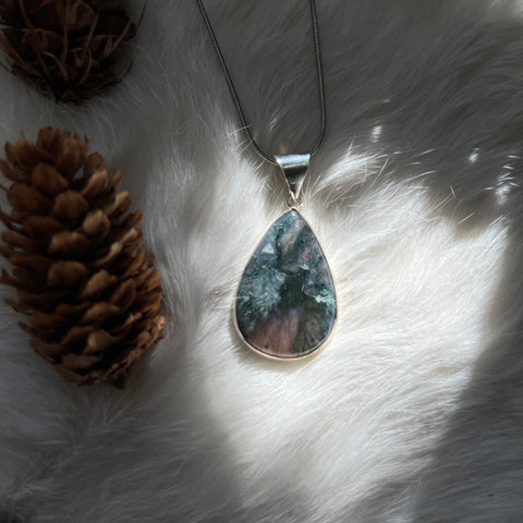 Moss Agate Necklace "Flora"