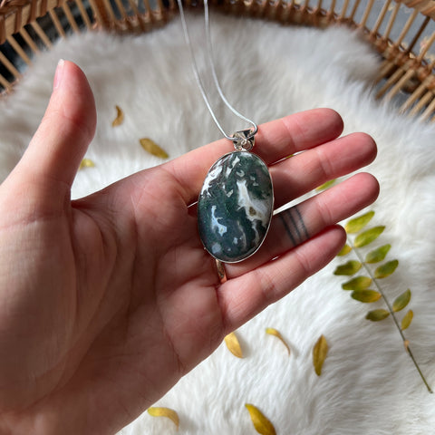 Moss Agate Necklace "Hilda"