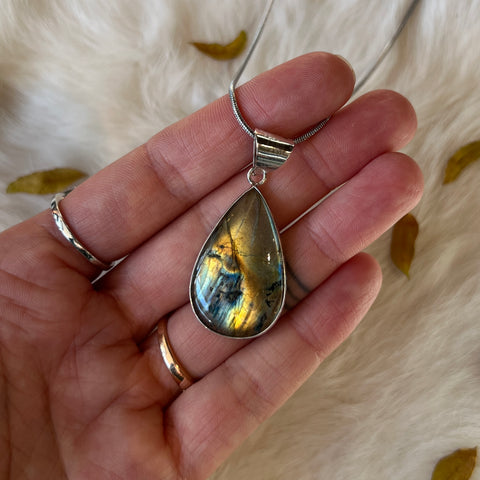 AA Labradorite Necklace "Jacqueline"