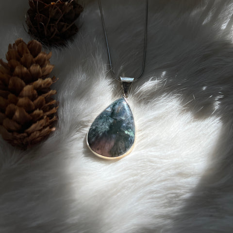 Moss Agate Necklace "Flora"