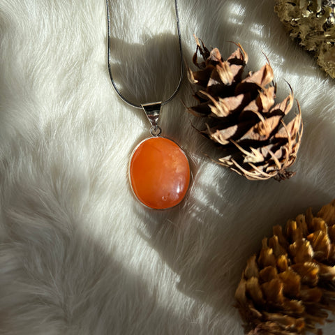 Carnelian Necklace "Colleen"