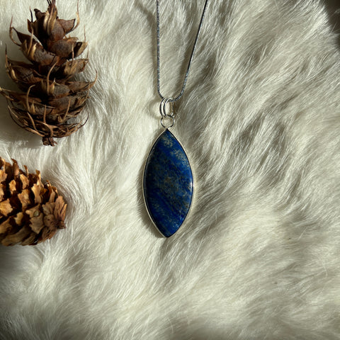 Lapis Lazuli Necklace "Rosemary"