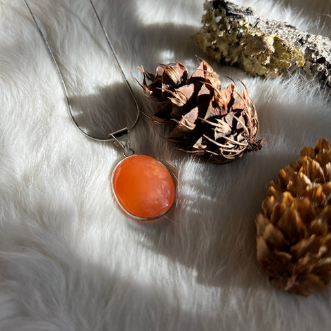 Carnelian Necklace "Colleen"