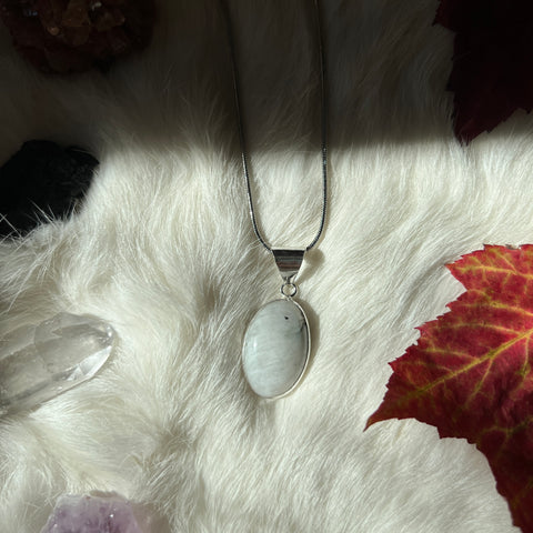 Rainbow Moonstone Necklace "Maura"