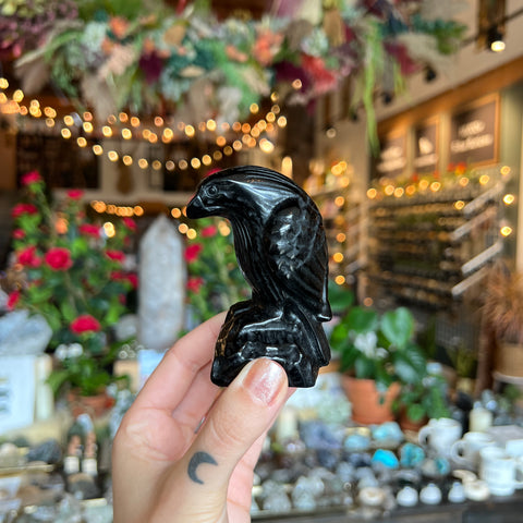 Large Obsidian Raven