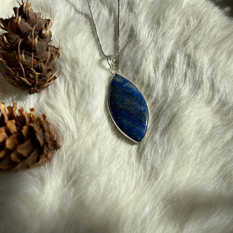 Lapis Lazuli Necklace "Rosemary"