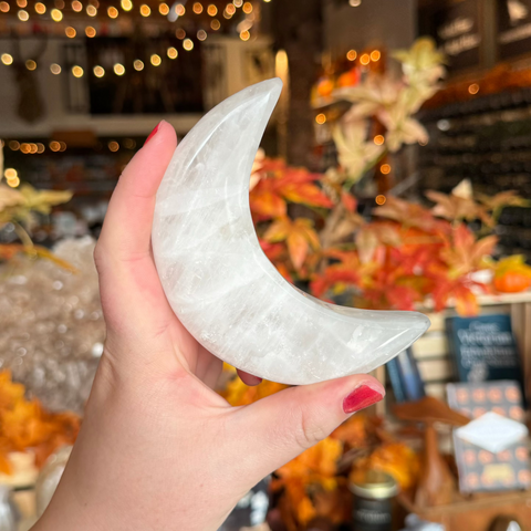 Clear Quartz Moon "Kristen"