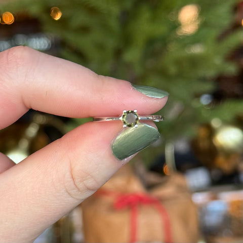 Moldavite Ring "Bette" - Size 9.5