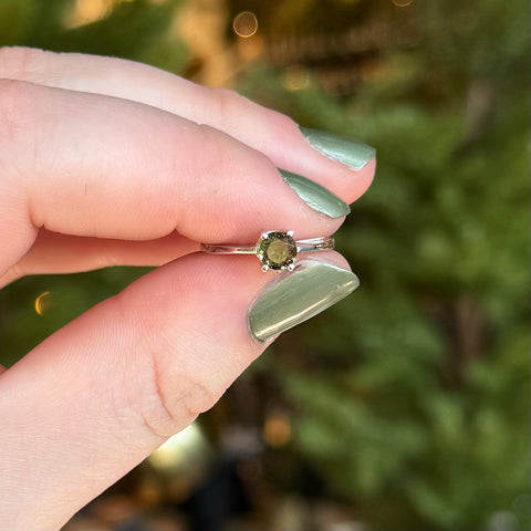 Moldavite Ring "Krystal" - Size 5