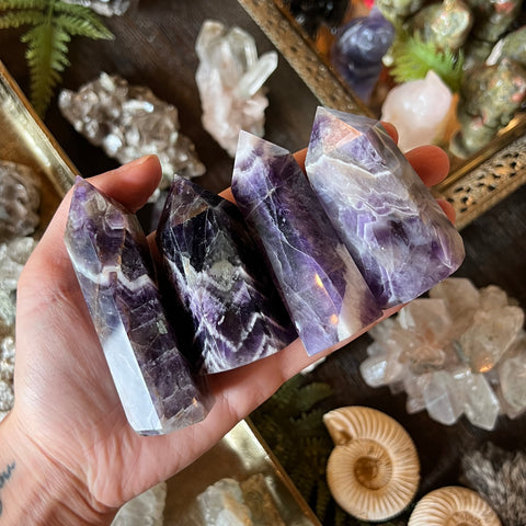 Chevron Amethyst Point