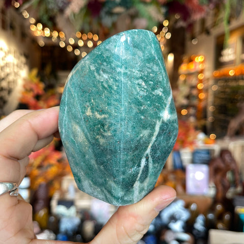 Green Aventurine "Kendra"