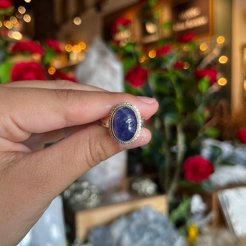 Tanzanite Ring "Lou" - Size 7