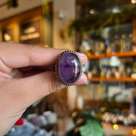 Amethyst Ring "Julieta" - Size 8