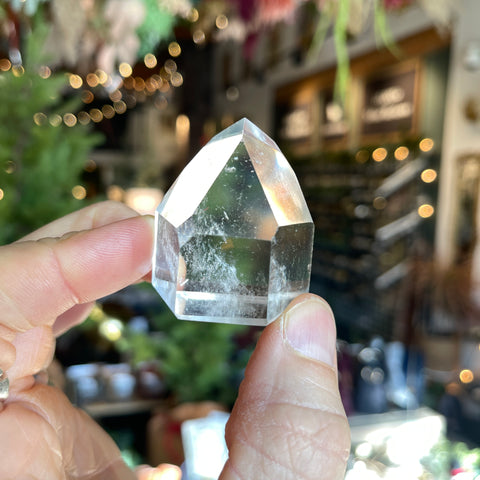 Clear Quartz "Evelyn"