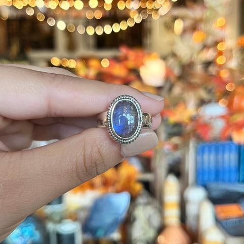 Labradorite Ring "Mia" - Size 8