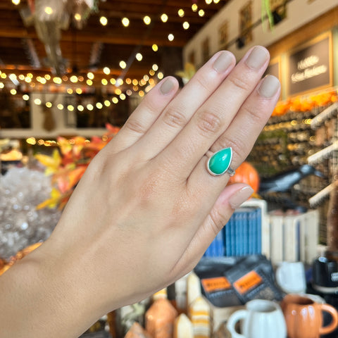 Chrysoprase Ring "Aspen" - Size 7