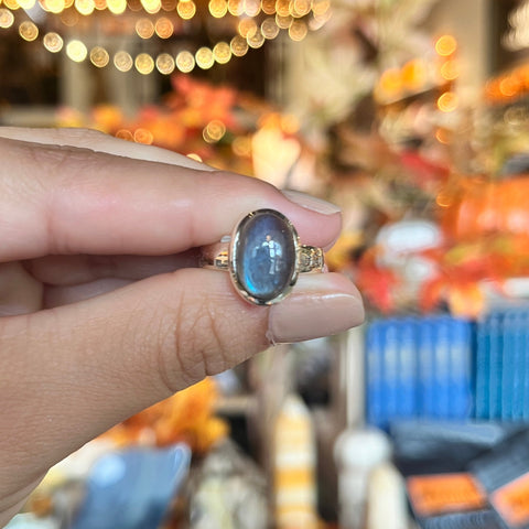 Labradorite Ring "Gennara" - Size 6