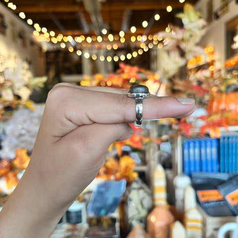 Labradorite Ring "Gennara" - Size 6