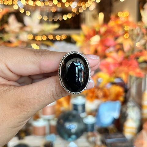 Black Onyx Ring "Brienne" - Size 6