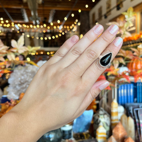 Black Onyx Ring "Skyla" - Size 5