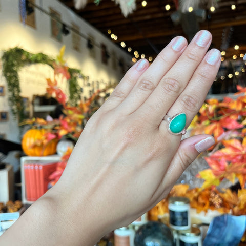 Chrysoprase Ring "Alexis" - Size 7