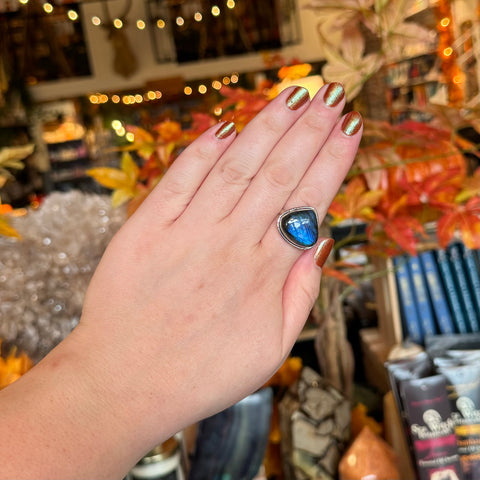 Labradorite Ring "Ambrose" - Size 11.5