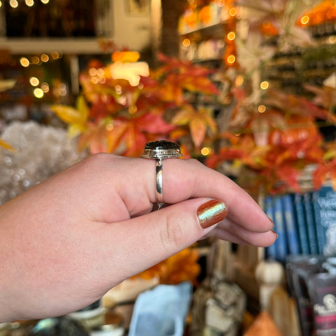 Labradorite Ring "Ambrose" - Size 11.5