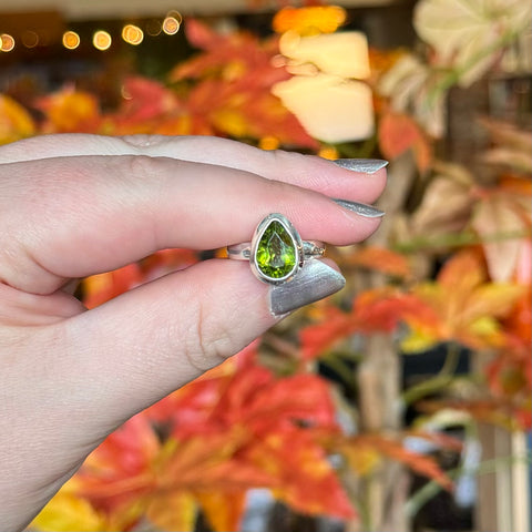 Peridot Ring "Marco" - Size 6.5