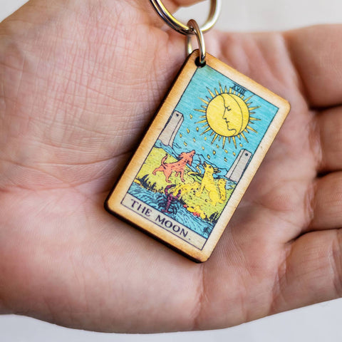 Most Amazing The Moon Tarot Keychain