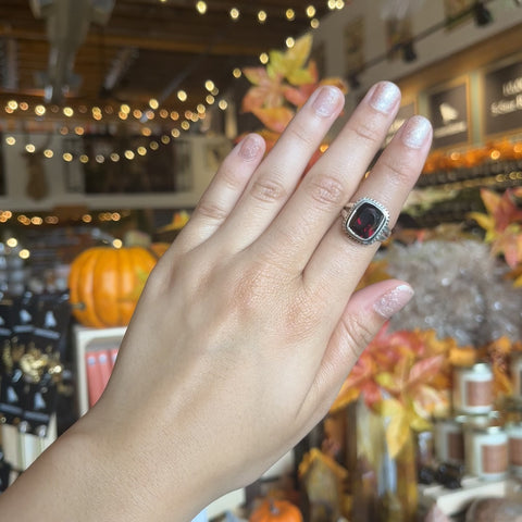 Garnet Ring "Cinda" - Size 6.5