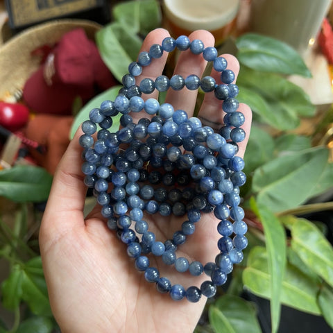 Blue Kyanite Stretch Bracelet