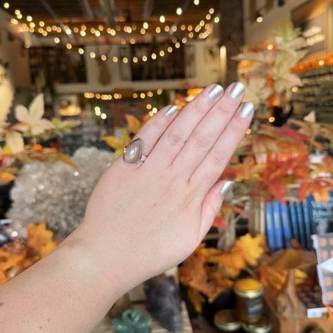 Pink Moonstone Ring "Merinda" - Size 6