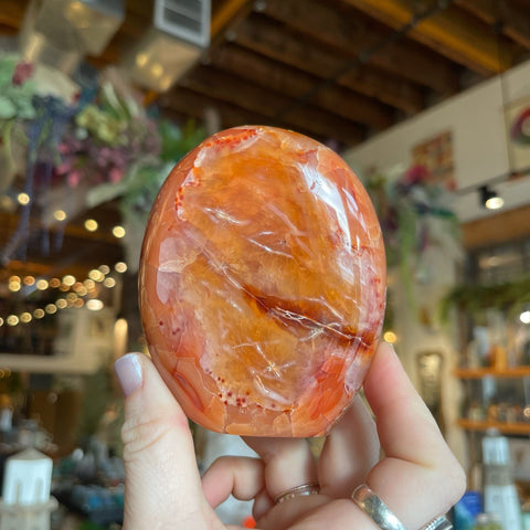 Ravenstone Crystals Carnelian "Eliana"