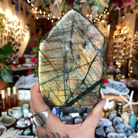 Ravenstone Crystals Labradorite "Brayden"