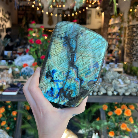 Ravenstone Crystals Labradorite "Brennan"