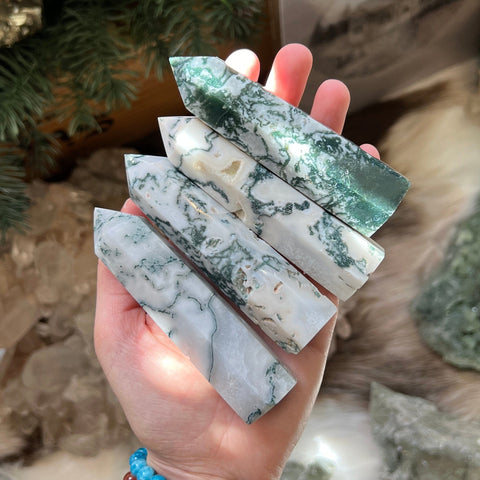 Ravenstone Crystals Tree Moss Agate Point